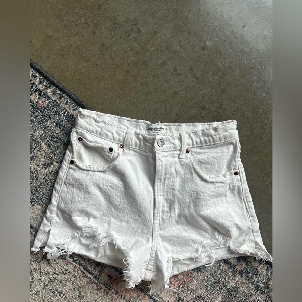 Abercrombie White Denim cut off Shorts Highrise  2/27